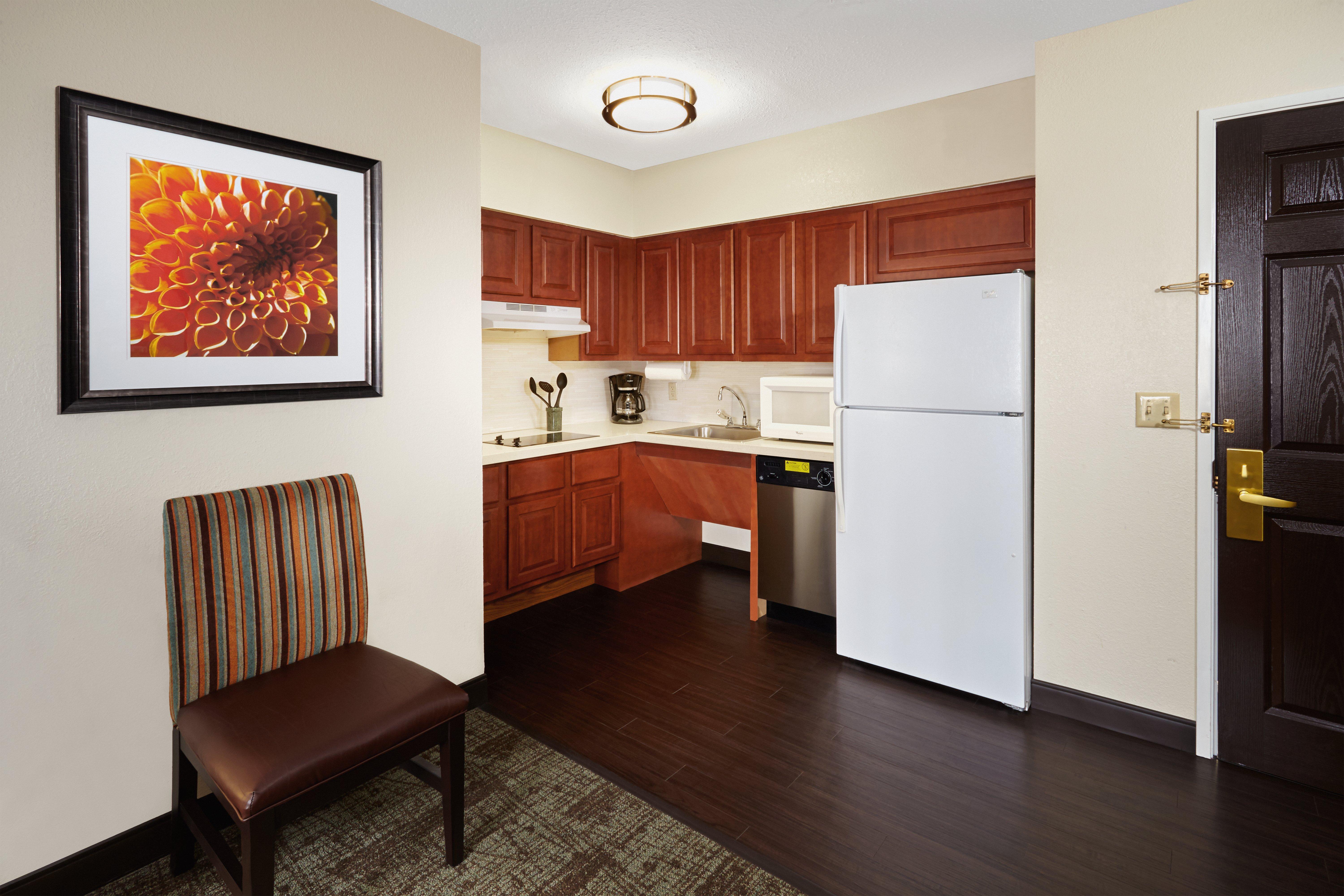 Staybridge Suites Hotel Springfield South, An Ihg Hotel Buitenkant foto
